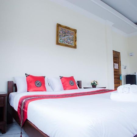 Reun Pon Aek Hotel Чианг Рай Екстериор снимка
