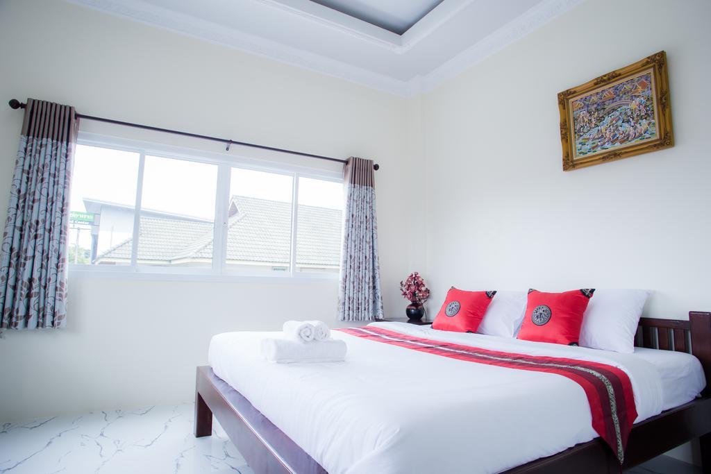 Reun Pon Aek Hotel Чианг Рай Екстериор снимка