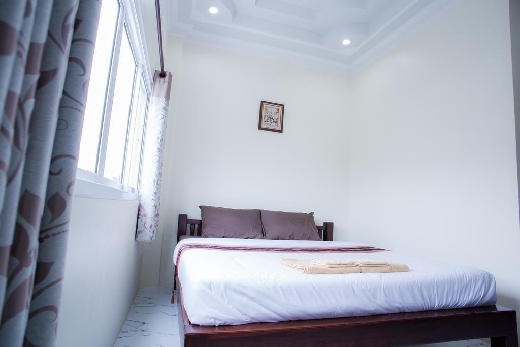 Reun Pon Aek Hotel Чианг Рай Екстериор снимка